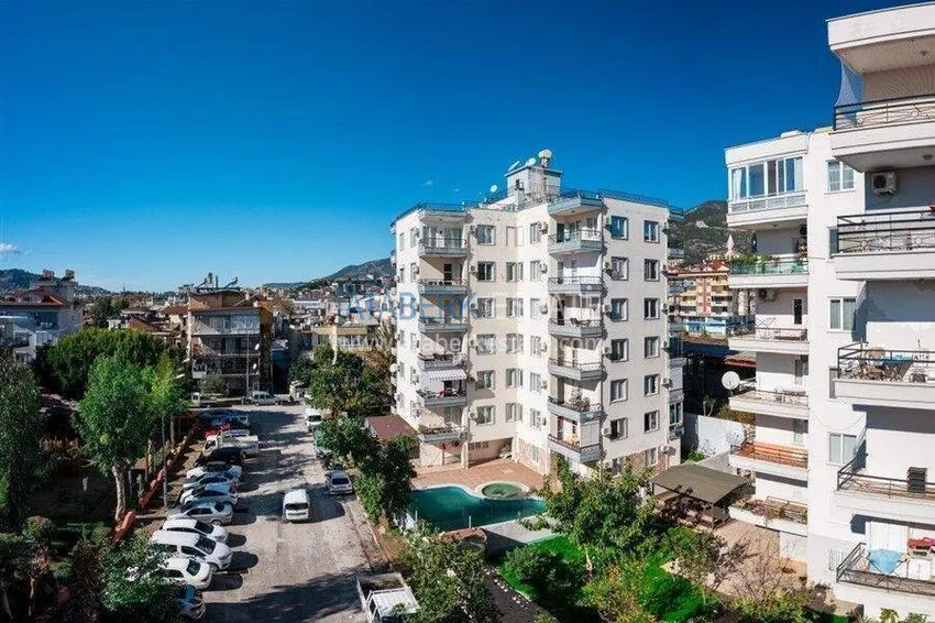 Tani apartament 1+1 w Oba - umeblowany, w pobliżu centrum handlowego Alanya 4 