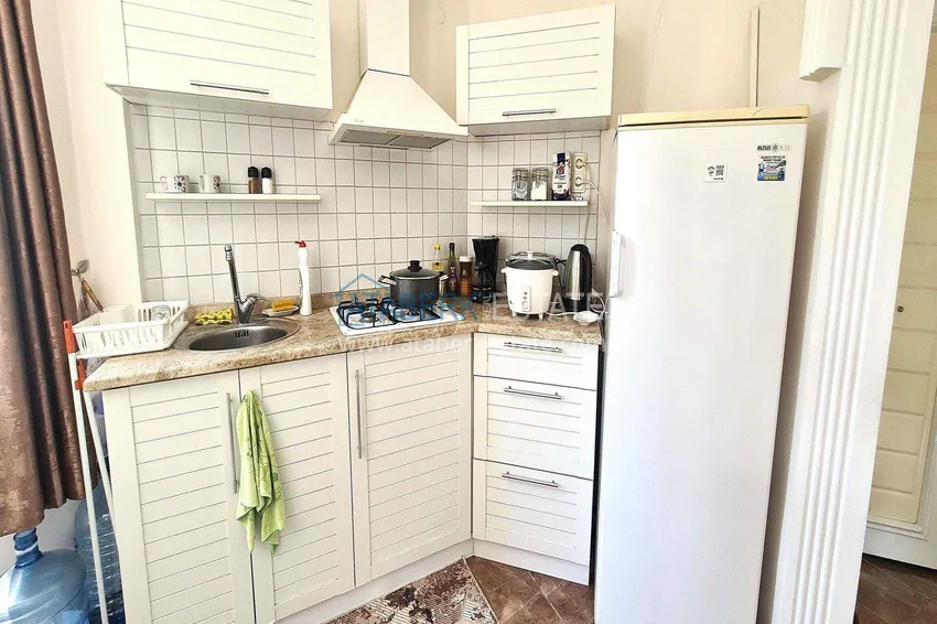 Kupuj  Tani apartament 1+1 w Oba - umeblowany, w pobliżu centrum handlowego Alanya 3 