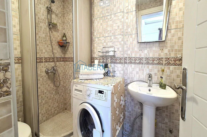 Kupuj  Tani apartament 1+1 w Oba - umeblowany, w pobliżu centrum handlowego Alanya 6 