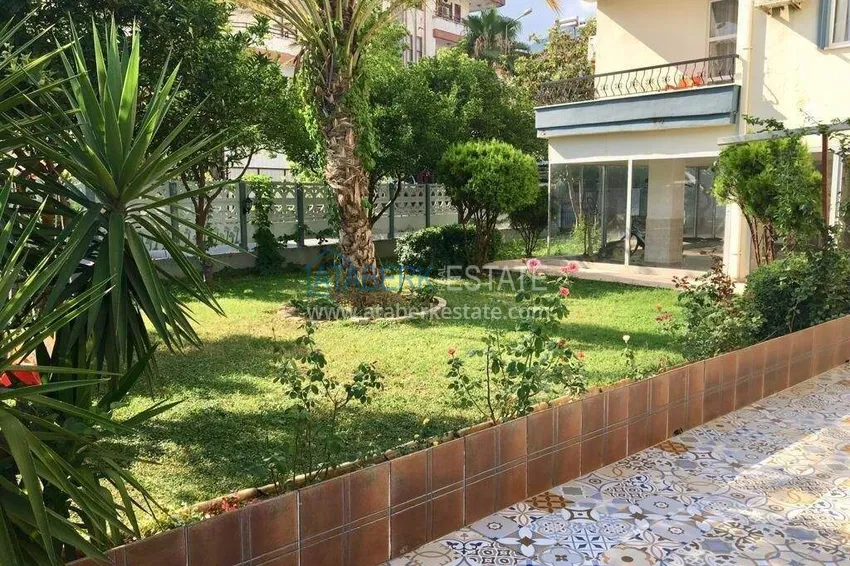 Tani apartament 1+1 w Oba - umeblowany, w pobliżu centrum handlowego Alanya 10 
