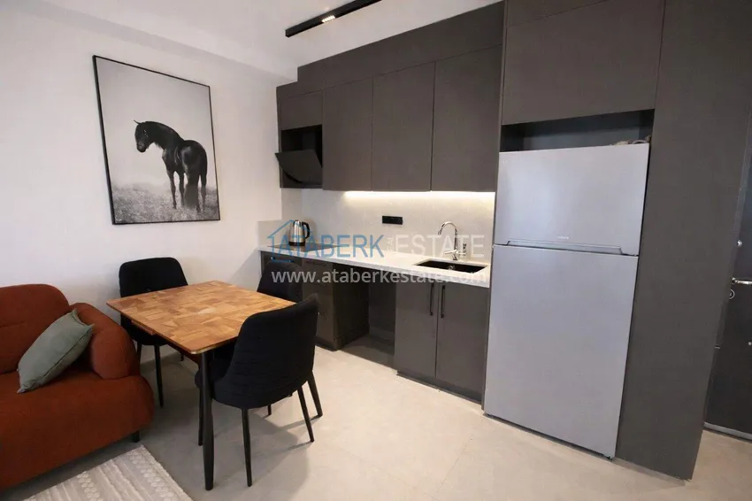 Kupuj  Długoterminowy wynajem apartamentu 1+1 w centrum Alanyi — zaledwie 250 metrów od plaży 3 