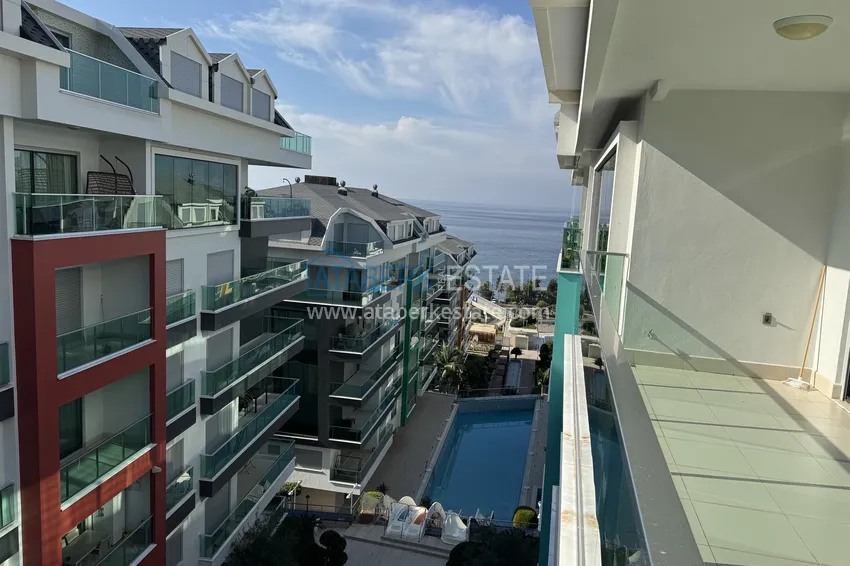 Kupuj  Dwupoziomowy penthouse 3+1 w Kargicak - pierwsza linia, prywatna plaża, raty 15-miesięczne 23 
