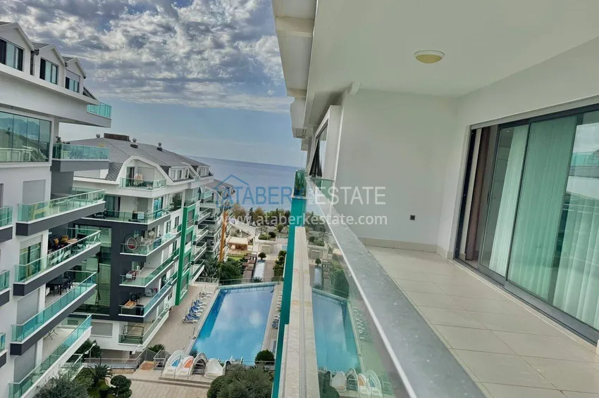 Kupuj  Dwupoziomowy penthouse 3+1 w Kargicak - pierwsza linia, prywatna plaża, raty 15-miesięczne 24 