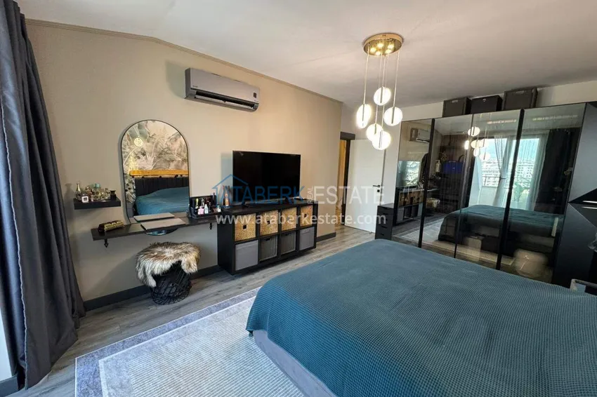Kupuj  Panoramiczny dwupoziomowy penthouse z oryginalnym wnętrzem w centrum Mahmutlar, sobotni rynek 31 