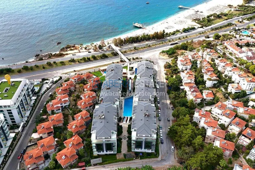 Dwupoziomowy penthouse 3+1 w Kargicak - pierwsza linia, prywatna plaża, raty 15-miesięczne 4 