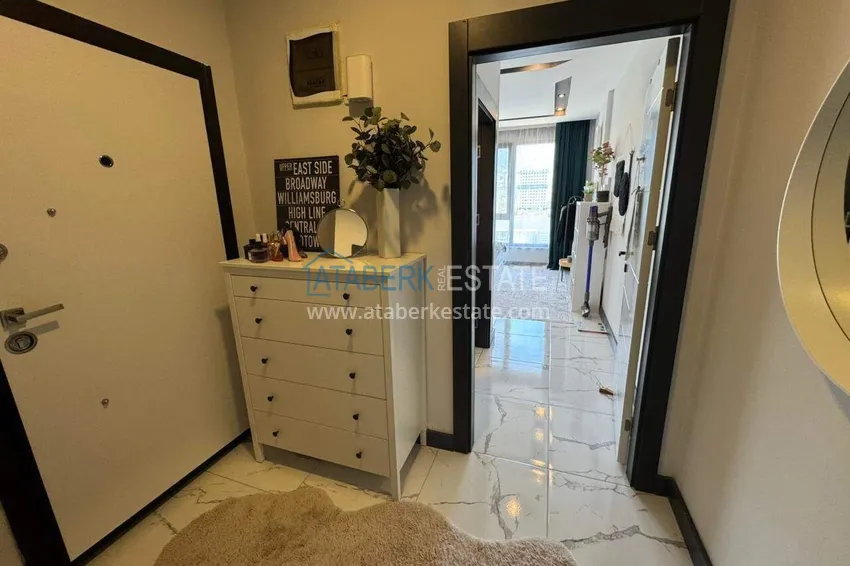 Kupuj  Panoramiczny dwupoziomowy penthouse z oryginalnym wnętrzem w centrum Mahmutlar, sobotni rynek 36 