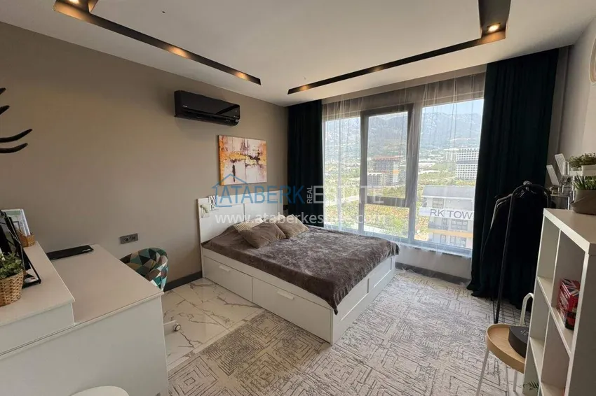 Kupuj  Panoramiczny dwupoziomowy penthouse z oryginalnym wnętrzem w centrum Mahmutlar, sobotni rynek 38 