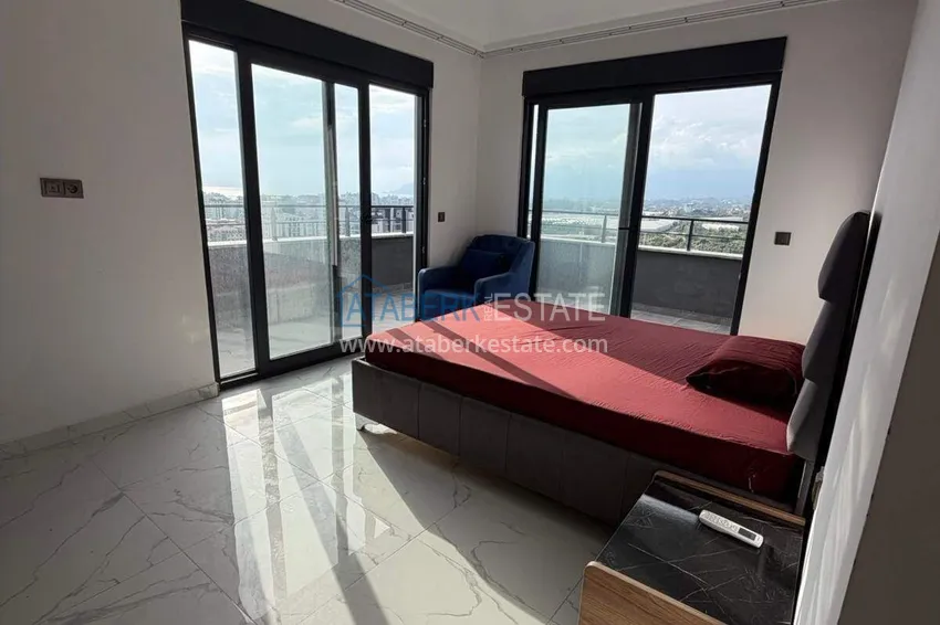 Kupuj  Duplex 2+1 w Mahmutlar — panoramiczne widoki, rezydencje w segmencie komfortu 4 