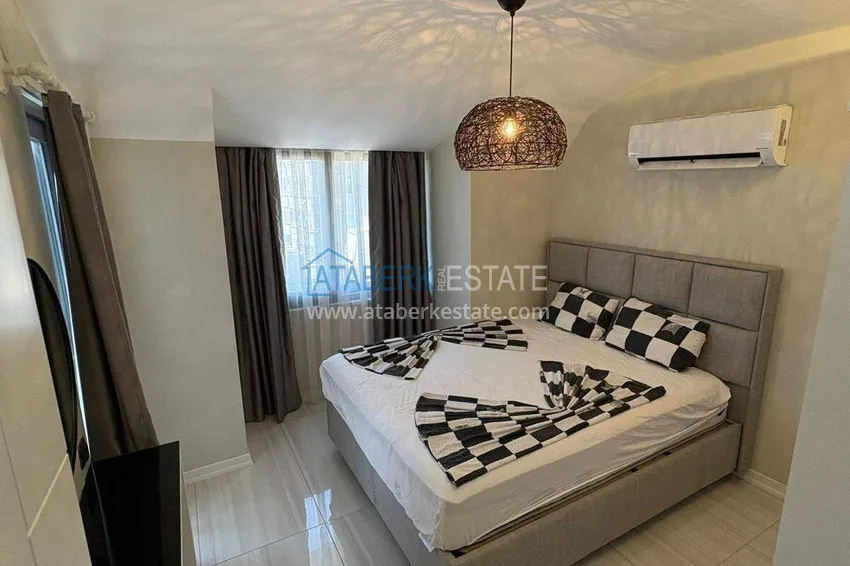Kupuj  Dwupoziomowy penthouse 3+1 w centrum Alanyi, plaża Kleopatra - umeblowany, odpowiedni na zezwolenie na pobyt 12 