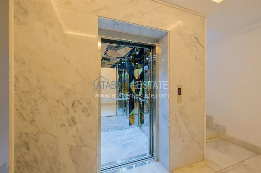 Apartament 1+1 z widokiem na morze w Kestel - pierwsza linia, odpowiedni dla obywatelstwa 13 
