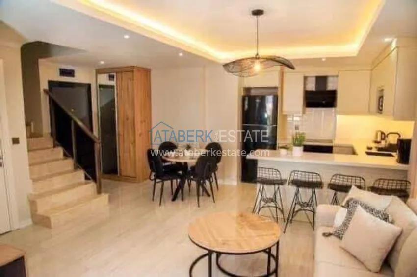 Kupuj  Dwupoziomowy penthouse 3+1 w centrum Alanyi, plaża Kleopatra - umeblowany, odpowiedni na zezwolenie na pobyt 2 