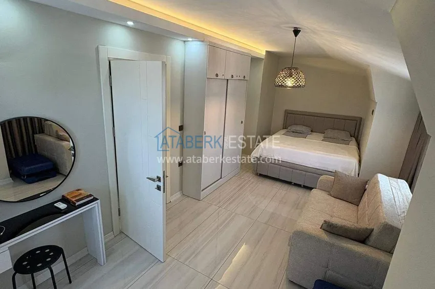 Kupuj  Dwupoziomowy penthouse 3+1 w centrum Alanyi, plaża Kleopatra - umeblowany, odpowiedni na zezwolenie na pobyt 8 