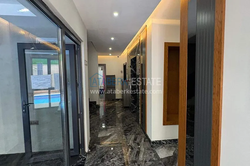 Dwupoziomowy penthouse 3+1 w centrum Alanyi, plaża Kleopatra - umeblowany, odpowiedni na zezwolenie na pobyt 9 
