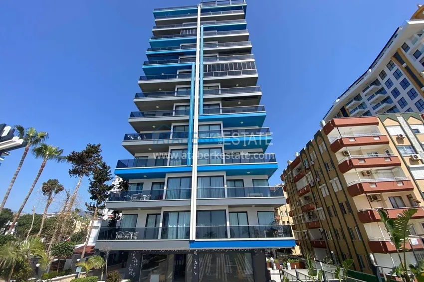 Apartament 2+1 przy plaży w Mahmutlar — meble, bezpośredni widok na morze  3 