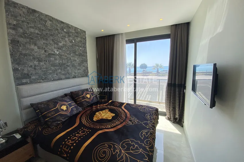 Kupuj  Apartament 2+1 przy plaży w Mahmutlar — meble, bezpośredni widok na morze  3 