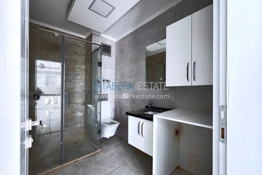 Kupuj  Gorąca oferta: 1+1 apartament w Mahmutlar - strona południowa, centrum dzielnicy 7 