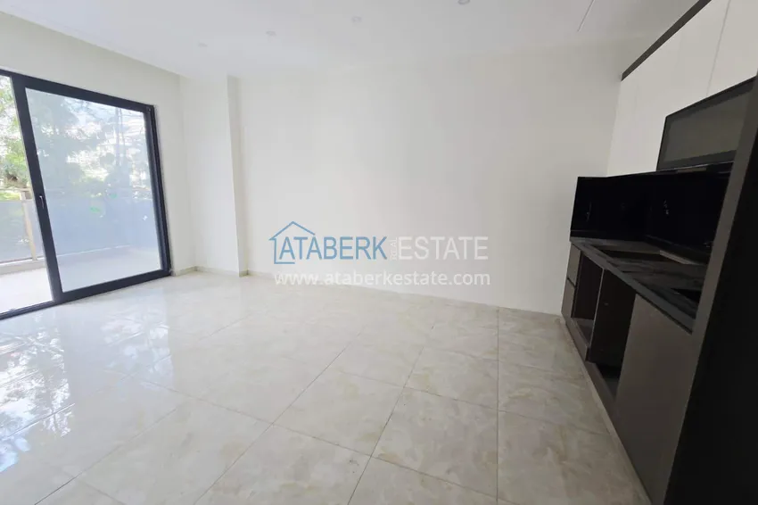 Kupuj  Dwa apartamenty 1+1 w centrum Alanyi, plaża Kleopatra - piękne wykończenie, nowoczesny kompleks 3 
