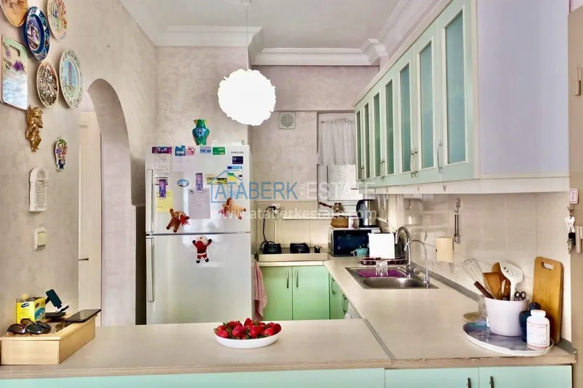 Kupuj  2+1 mieszkanie 125 m2 w centrum Mahmutlar — umeblowane, odnowione, 350 m od morza 7 