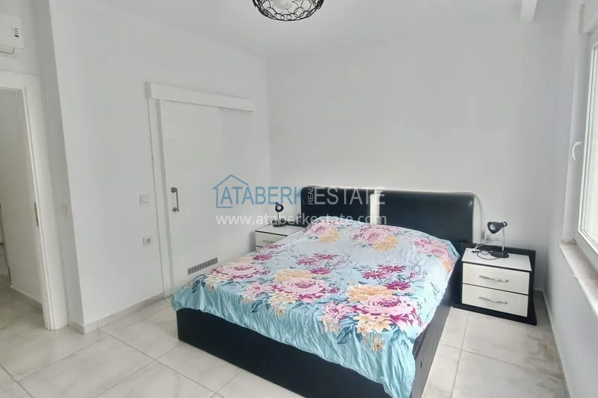 Kupuj  2+1 mieszkanie 140 m2 w Mahmutlar — meble, przeszklony balkon, kompleks premium 13 