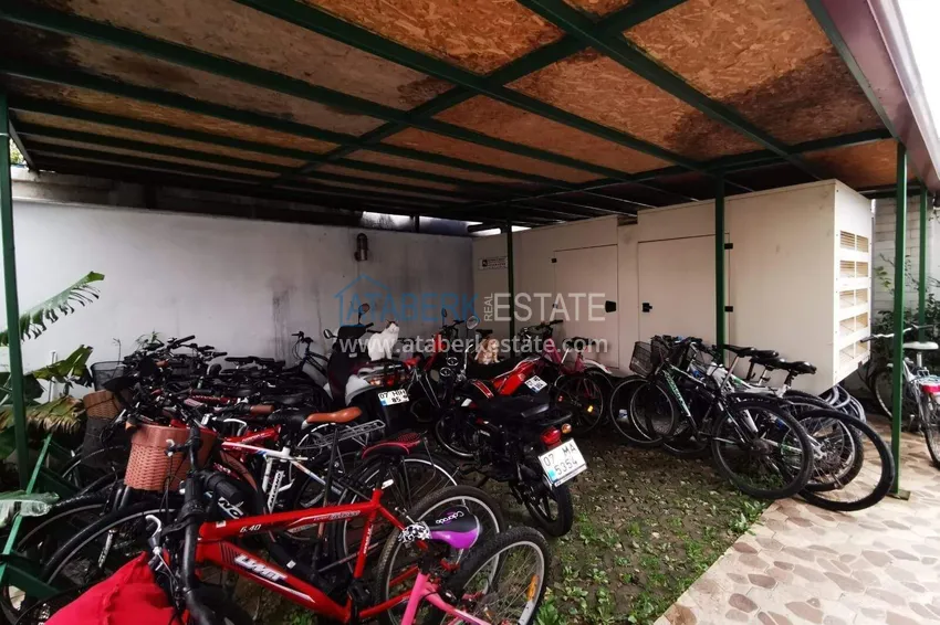 2+1 mieszkanie 140 m2 w Mahmutlar — meble, przeszklony balkon, kompleks premium 14 