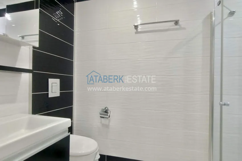 Kupuj  2+1 mieszkanie 140 m2 w Mahmutlar — meble, przeszklony balkon, kompleks premium 16 