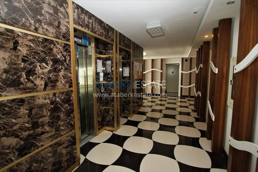 2+1 mieszkanie 140 m2 w Mahmutlar — meble, przeszklony balkon, kompleks premium 17 
