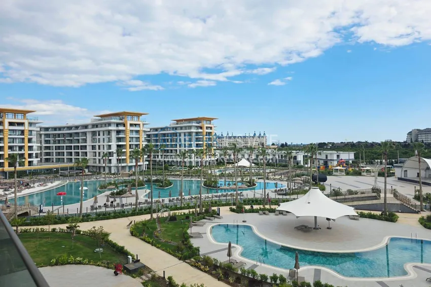 Kupuj  Przestronny apartament 1+1 w Turkler — 80 m2 umeblowany przez właściciela, ośrodek premium 17 