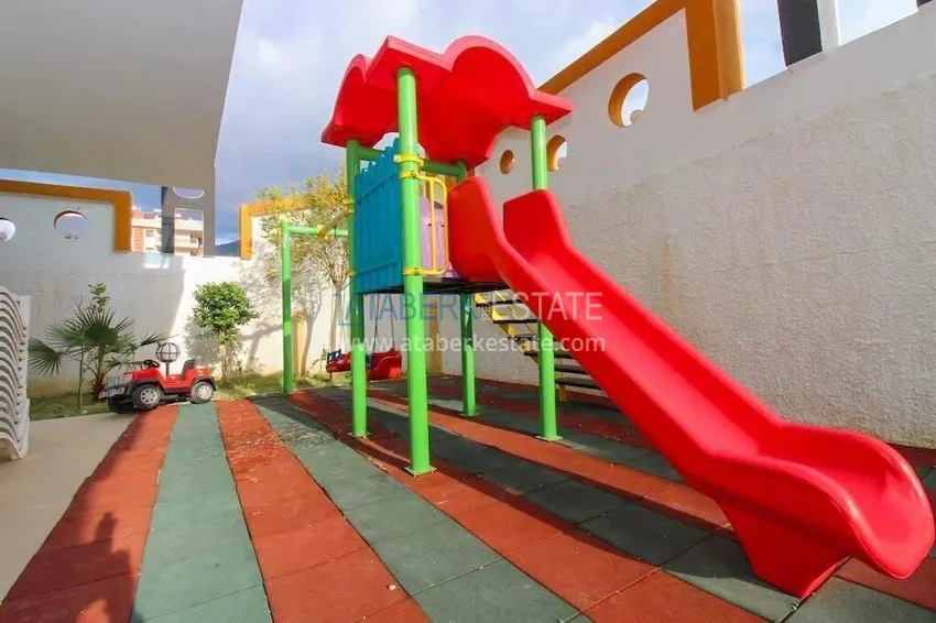 Przestronny apartament 1+1 w Kestel — 75 m2 umeblowany, 150 metrów od morza 14 