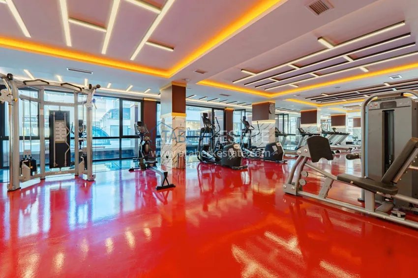 1+1 panoramiczny apartament w centrum Mahmutlar - luksusowe meble, morze w odległości spaceru 17 