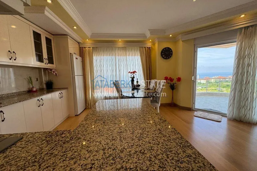 Kupuj  Duplex z panoramicznym tarasem w centrum Alanyi, plaża Kleopatra — obiekt na zezwolenie na pobyt 3 