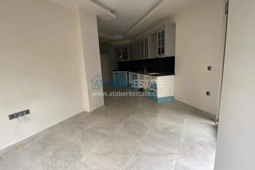 Kupuj  Nieruchomość w centrum Alanyi na zezwolenie na pobyt i obywatelstwo - apartament 1+1 w pobliżu plaży Keykubat 4 