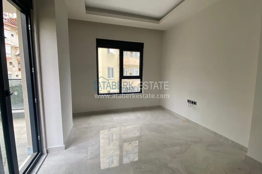 Kupuj  Nieruchomość w centrum Alanyi na zezwolenie na pobyt i obywatelstwo - apartament 1+1 w pobliżu plaży Keykubat 5 