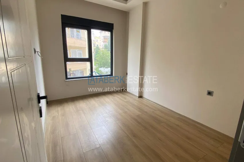 Kupuj  Nieruchomość w centrum Alanyi na zezwolenie na pobyt i obywatelstwo - apartament 1+1 w pobliżu plaży Keykubat 6 