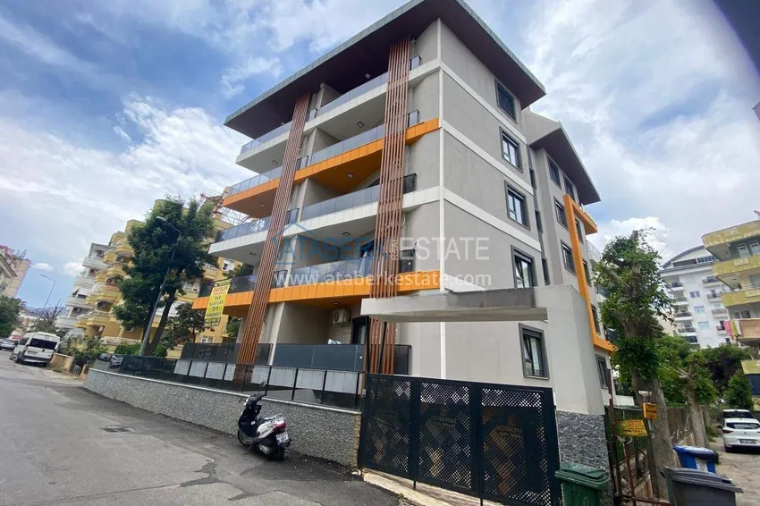 Nieruchomość w centrum Alanyi na zezwolenie na pobyt i obywatelstwo - apartament 1+1 w pobliżu plaży Keykubat 3 