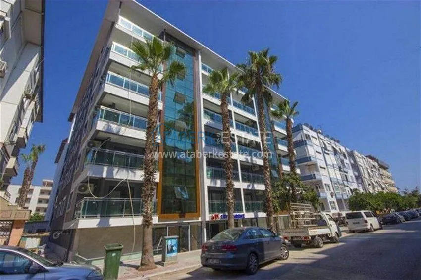 Nieruchomość w centrum Alanya - apartament 2+1 150 metrów od morza, plaża Keykubat 1 