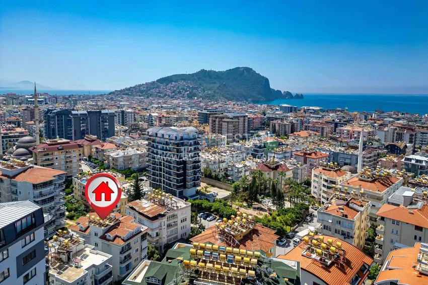 Apartament 2+1 na zezwolenie na pobyt w centrum Alanyi - 600 metrów od plaży Kleopatra 1 