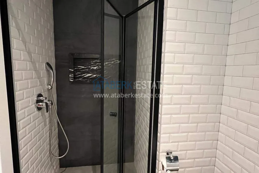 Kupuj  Nieruchomość w centrum Alanyi - apartament 1+1 w luksusowej rezydencji, plaża Kleopatra 11 