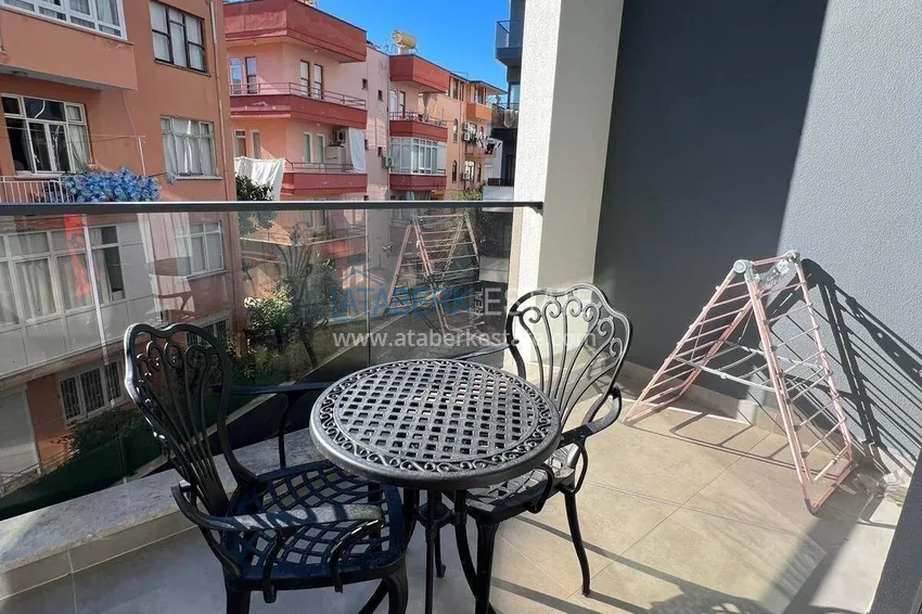 Kupuj  Nieruchomość w centrum Alanyi - apartament 1+1 w luksusowej rezydencji, plaża Kleopatra 12 