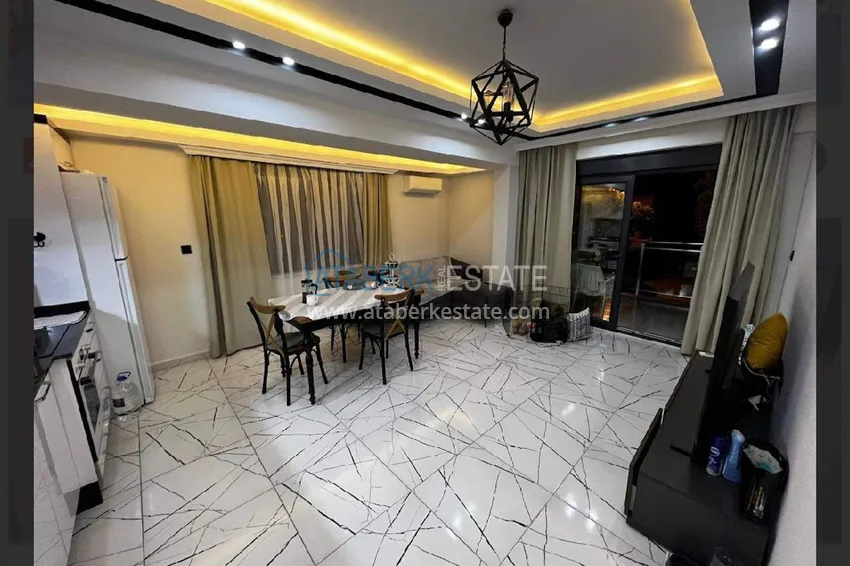 Kupuj  Nieruchomość w centrum Alanya - apartament 2+1 150 metrów od morza, plaża Keykubat 2 