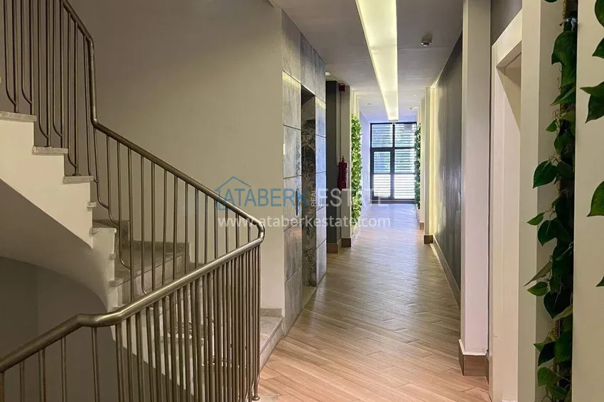 Nieruchomość w centrum Alanyi - apartament 1+1 w luksusowej rezydencji, plaża Kleopatra 30 