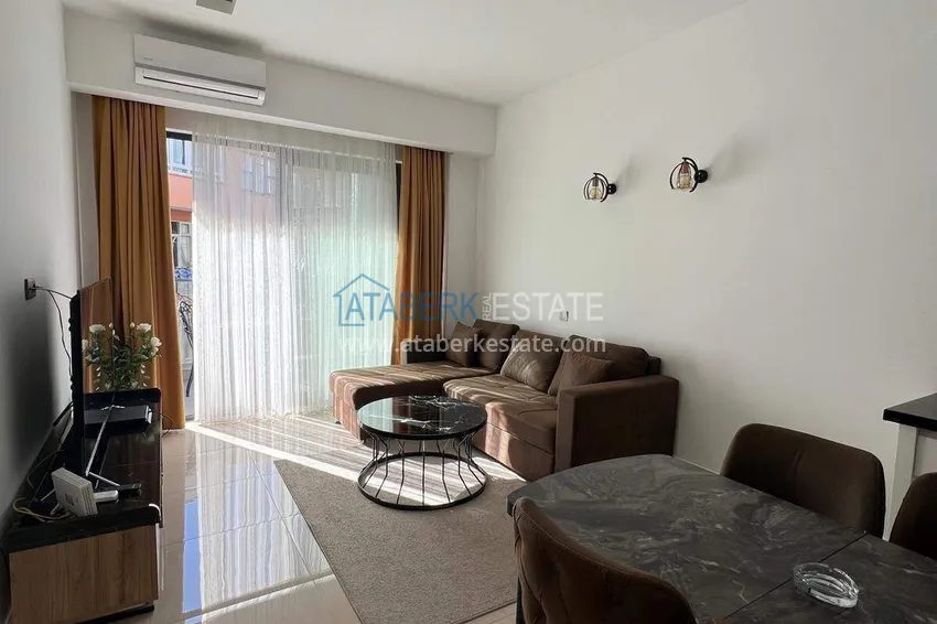 Kupuj  Nieruchomość w centrum Alanyi - apartament 1+1 w luksusowej rezydencji, plaża Kleopatra 4 