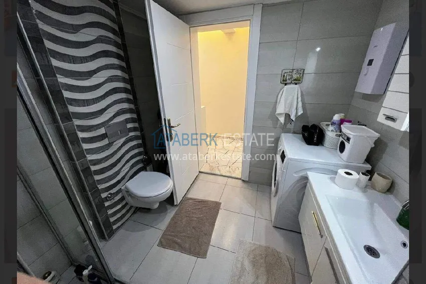Kupuj  Nieruchomość w centrum Alanya - apartament 2+1 150 metrów od morza, plaża Keykubat 9 