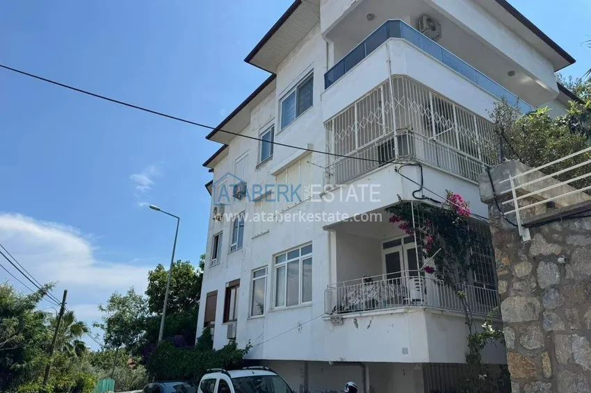 Apartament 2+1 w centrum Alanyi, Półwysep Kale — umeblowany i z widokiem na morze  1 