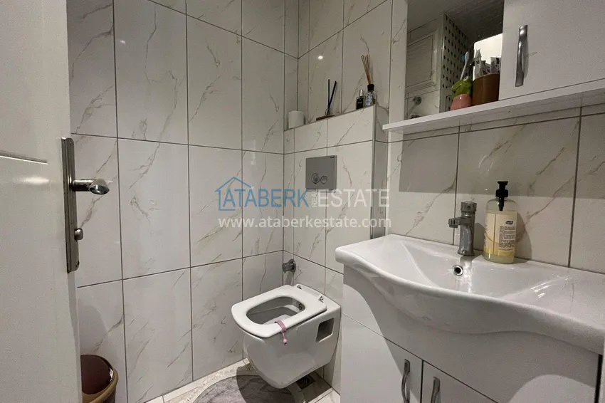 Kupuj  Mieszkanie 2+1 w Alanyi na zezwolenie na pobyt i obywatelstwo - meble, przeszklony balkon, dzielnica Oba 14 