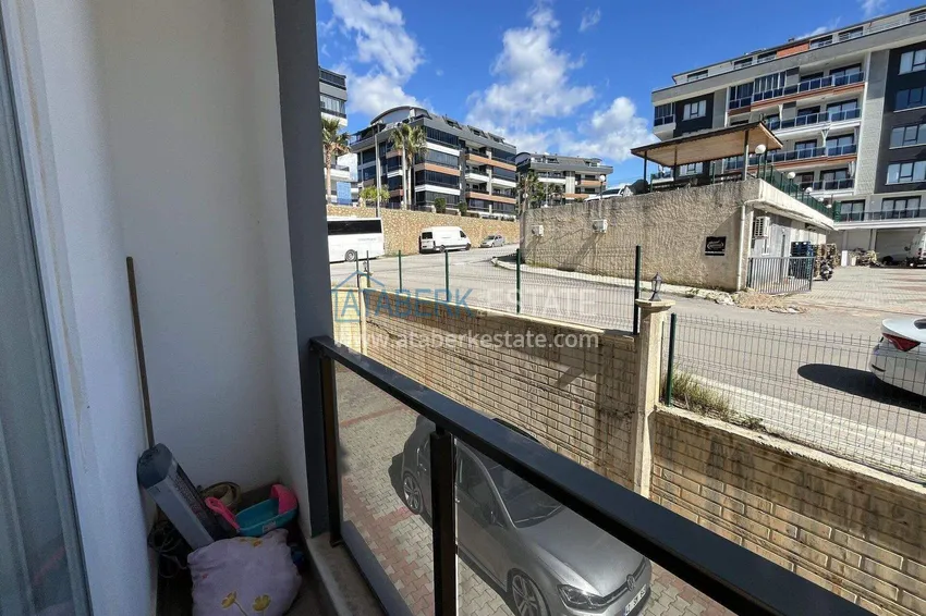 Kupuj  Mieszkanie 2+1 w Alanyi na zezwolenie na pobyt i obywatelstwo - meble, przeszklony balkon, dzielnica Oba 16 