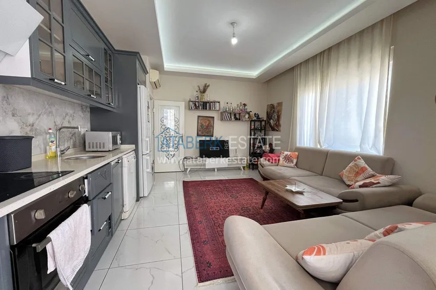 Kupuj  Mieszkanie 2+1 w Alanyi na zezwolenie na pobyt i obywatelstwo - meble, przeszklony balkon, dzielnica Oba 4 