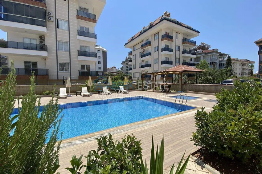 Mieszkanie 2+1 w Alanyi na zezwolenie na pobyt i obywatelstwo - meble, przeszklony balkon, dzielnica Oba 5 