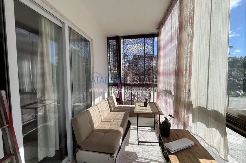 Kupuj  Mieszkanie 2+1 w Alanyi na zezwolenie na pobyt i obywatelstwo - meble, przeszklony balkon, dzielnica Oba 6 