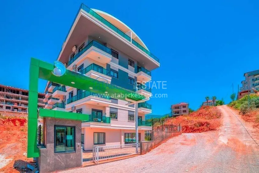 1+1 umeblowane mieszkanie w Alanya, dzielnica Oba   7 