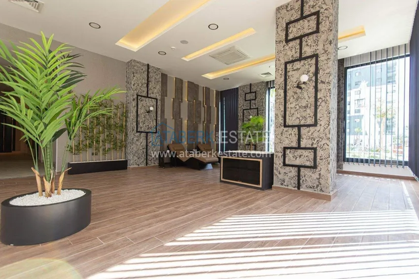 Apartament 1+1 w Alanya, dzielnica Mahmutlar — meble, widok na góry 49 